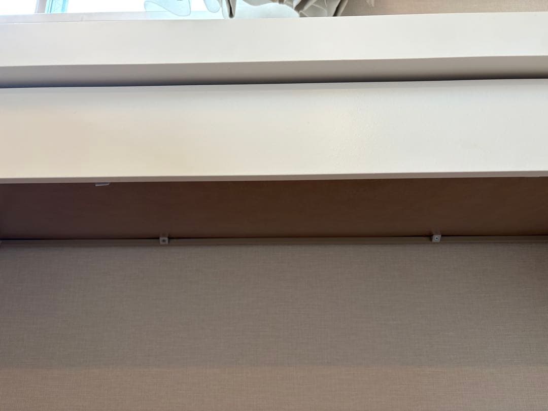 ホワイトテーブル 引き出し付き シンプルデザイン