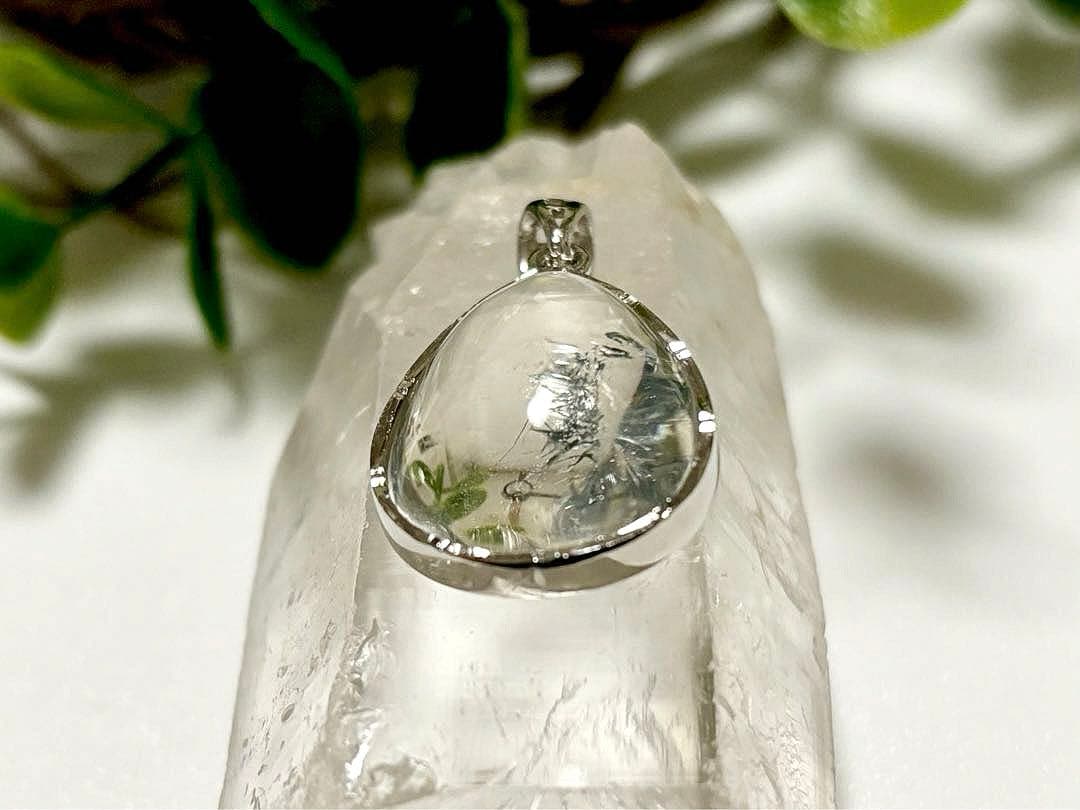 究極品質　秘蔵放出　英雄の守護石　エンジェルラダースティブナイトインクォーツPT