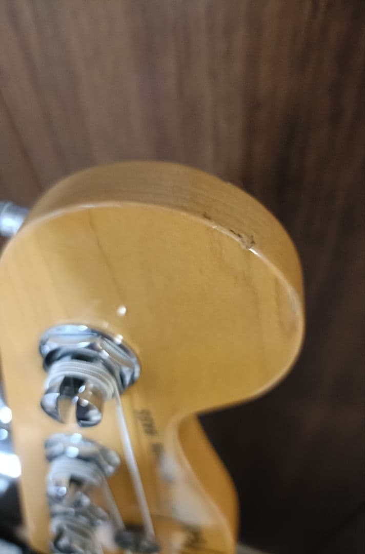 Fender USA American Deluxe プレシジョンベース