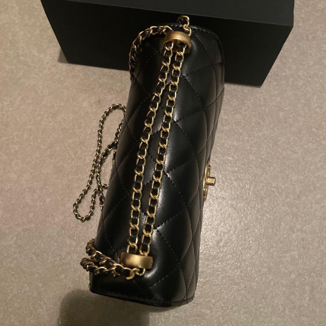 CHANEL ノベルティーブラック ショルダーバッグ キルティング