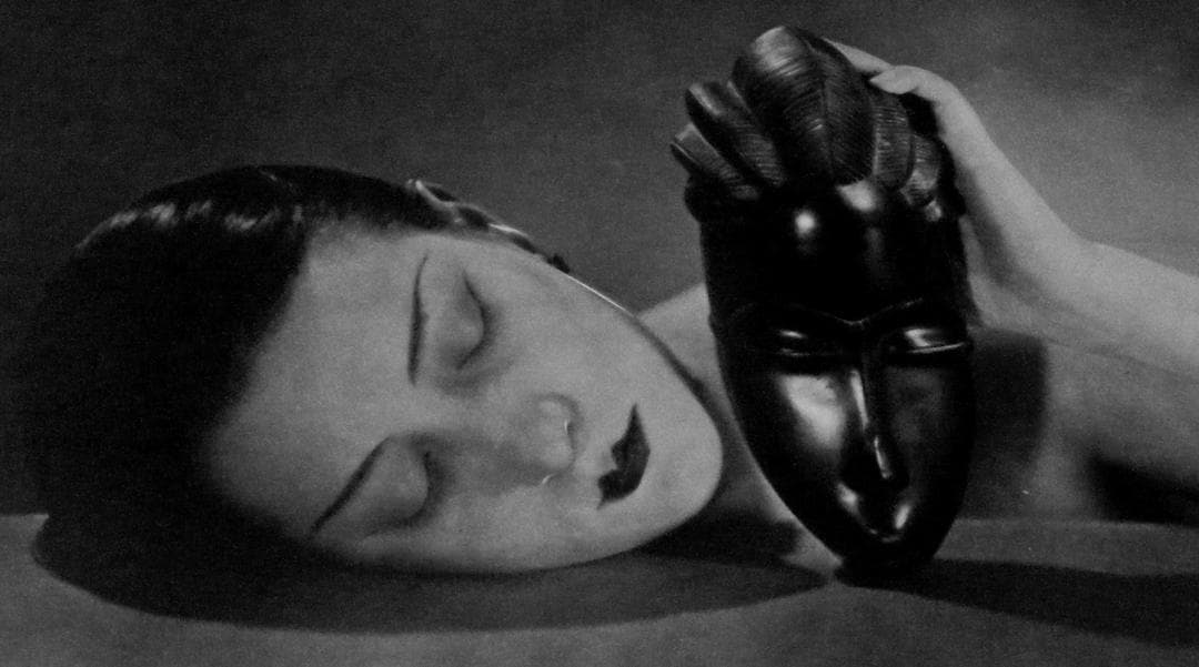 Man Ray Le masque Africain (1923) ポスター