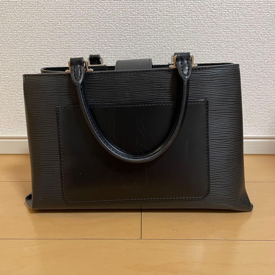 Louis Vitton ルイヴィトン エピ クレベールPM ハンドバッグ