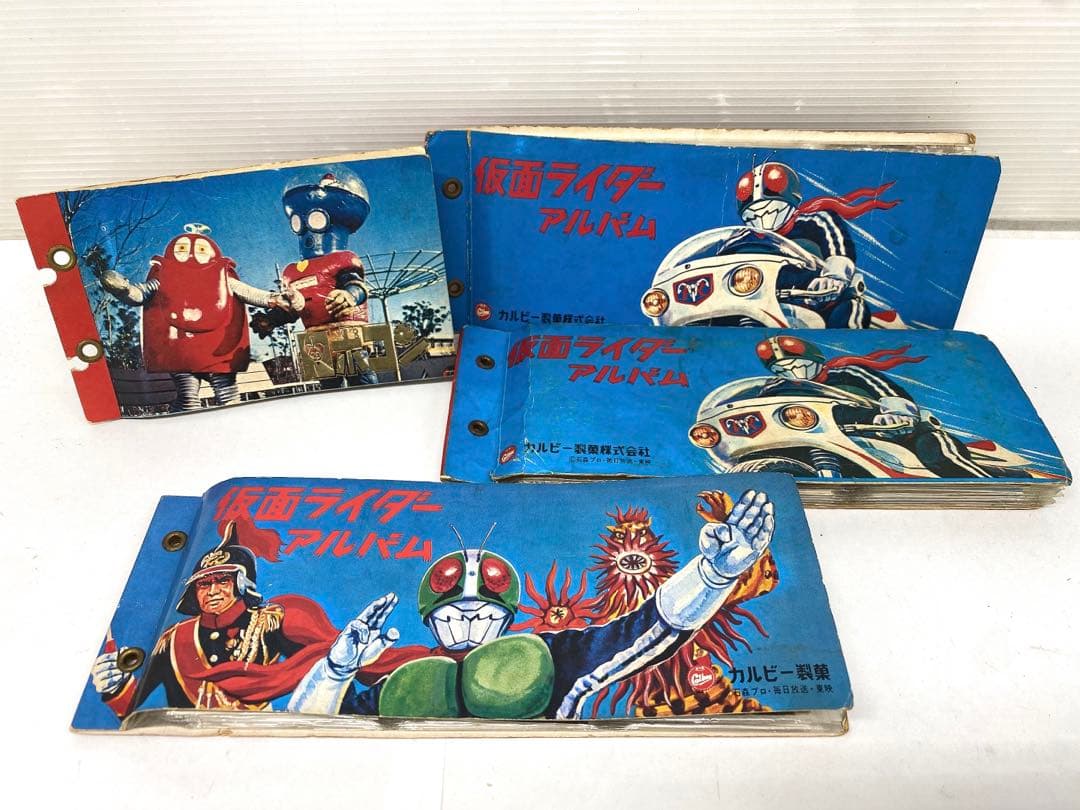 M*.様 合計約223枚 仮面ライダーカード ロボコンカード アルバム4冊セット