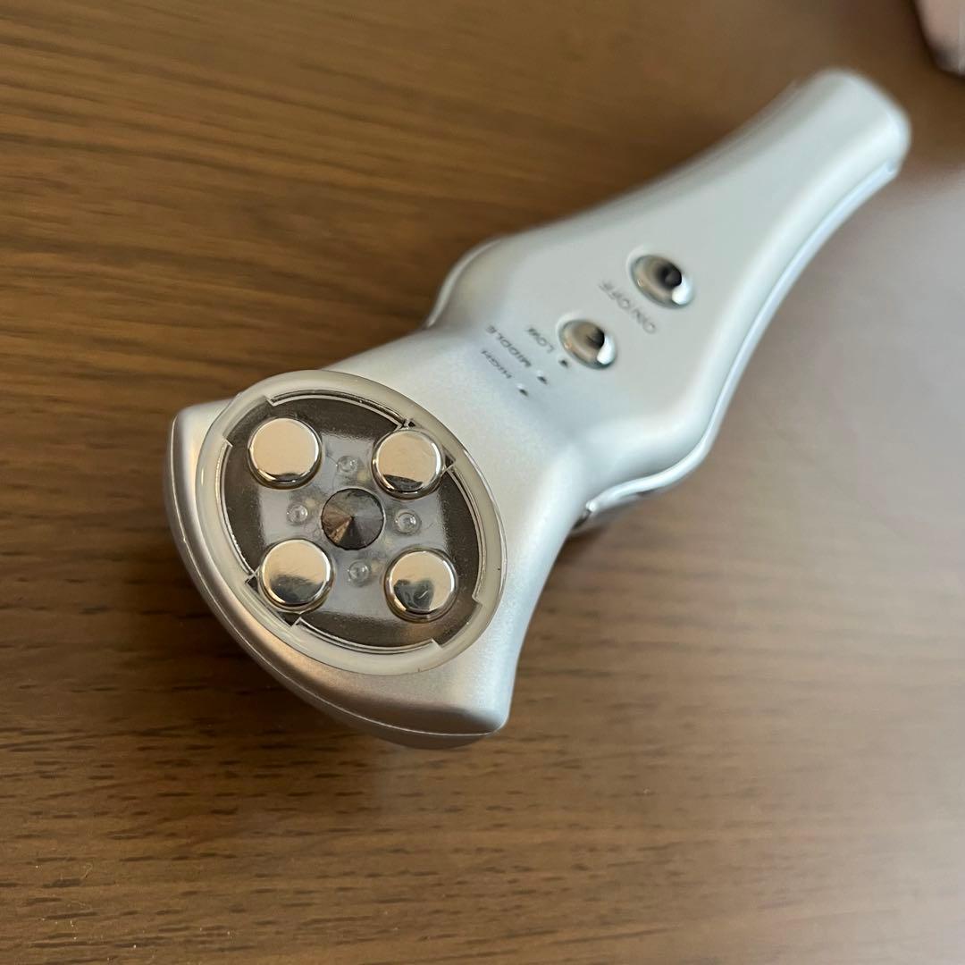 ララルーチュRF リベラータ 美顔器