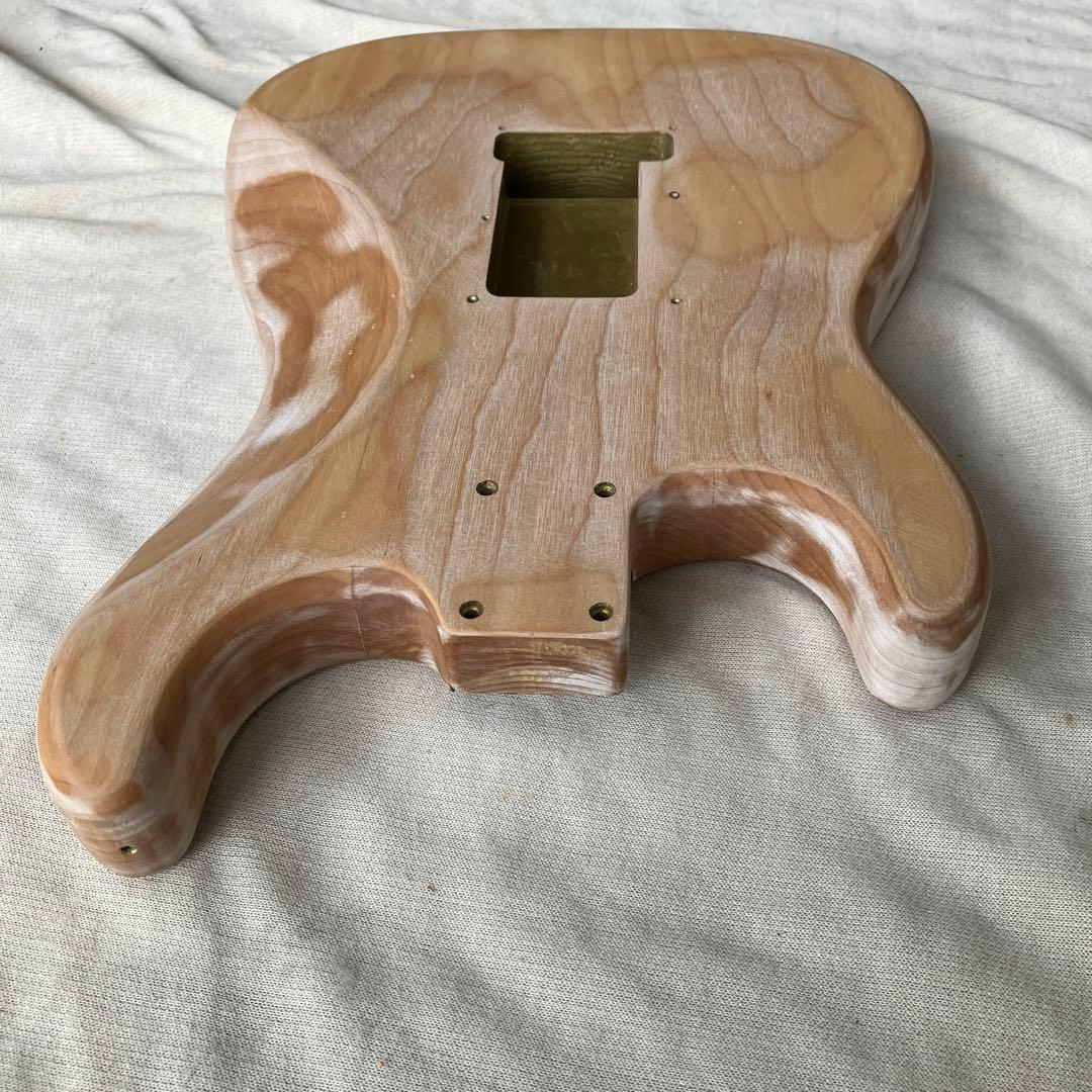 フェンダー ストラトキャスター ボディ未塗装