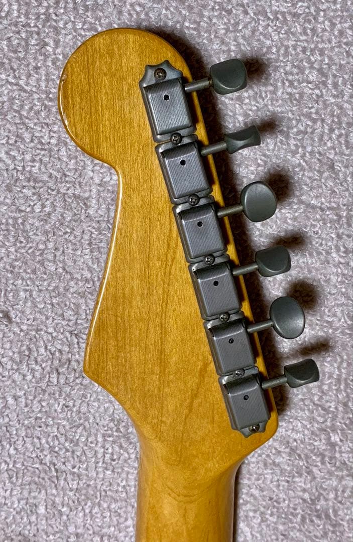 Fender Japanストラトキャスター Candy Apple Red