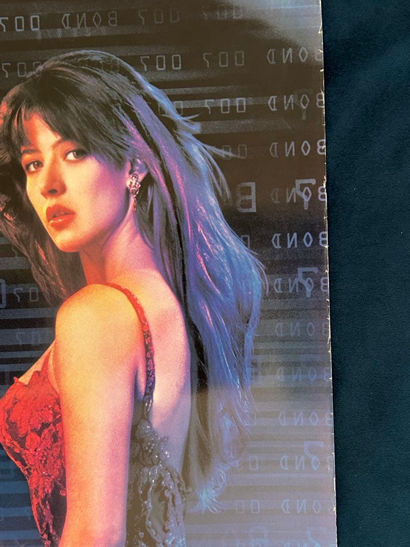 007 ワールド・イズ・ノット・イナフ　USオリジナル映画ポスター