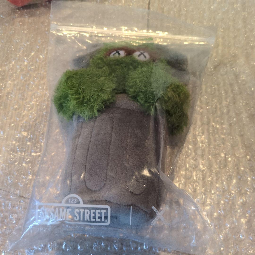 KAWS 　セサミストリート　ウォーターパレード　5体セット