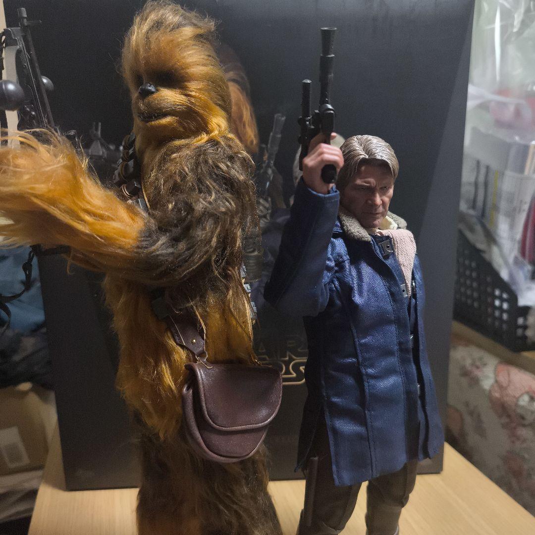 【ホットトイズ】 スターウォーズ／フォースの覚醒1/6ハン・ソロ＆チューバッカ