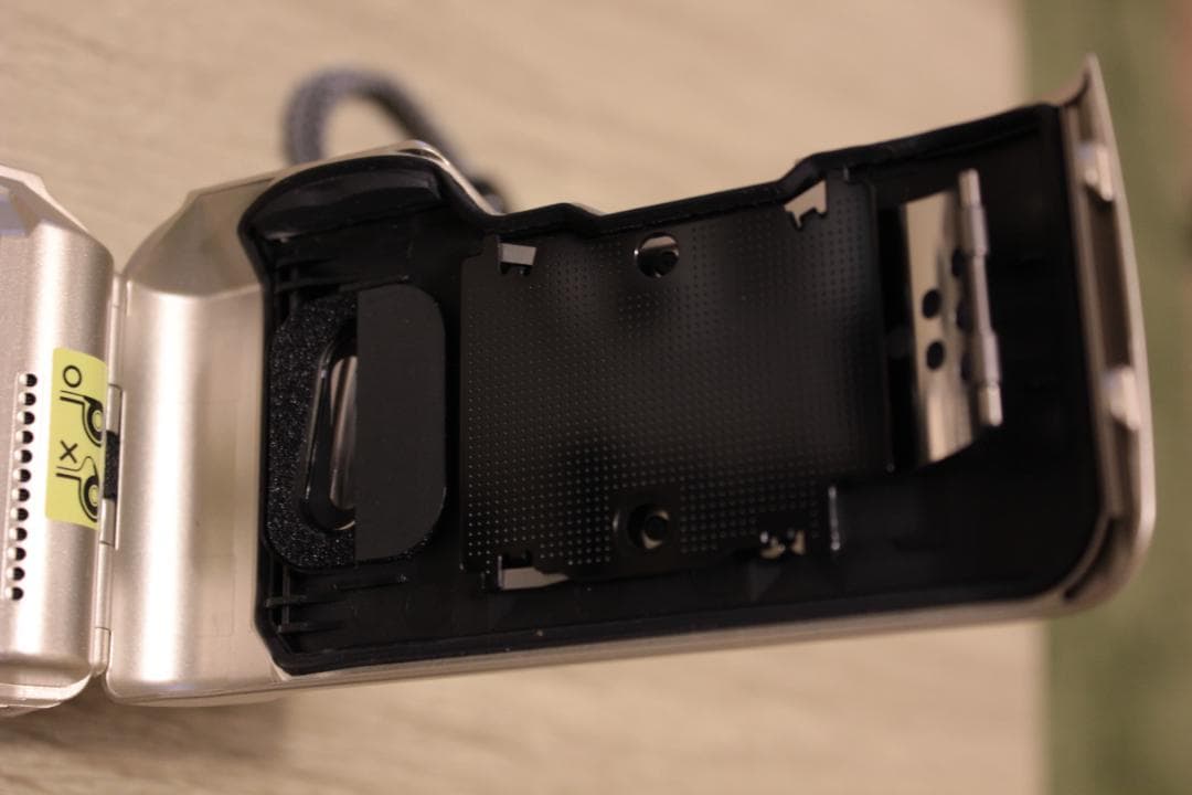 OLYMPUS μ-II ZOOM VF コンパクトフィルムカメラ