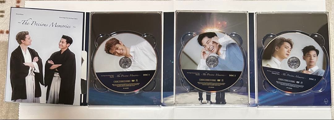 The Precious Memories DVDと写真集のセット