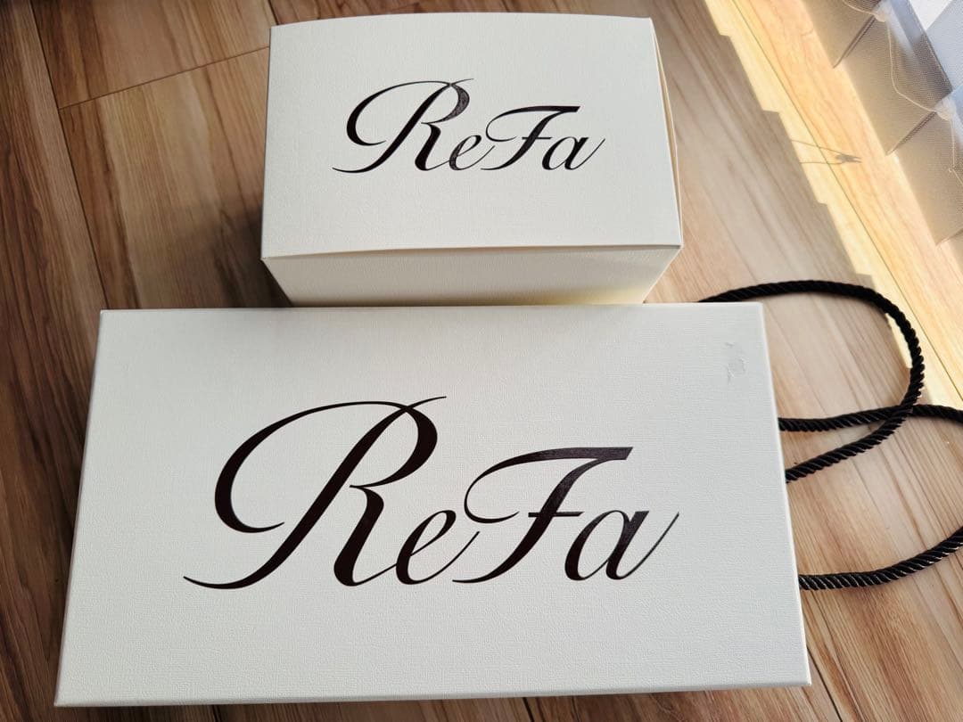 【美品】スタンド付き！リファ　ビューテックドライヤースマート　ブラック