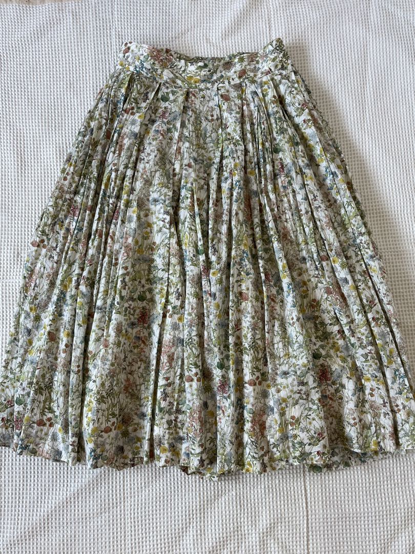 YAECAリバティプリント　ギャザーキュロットパンツ