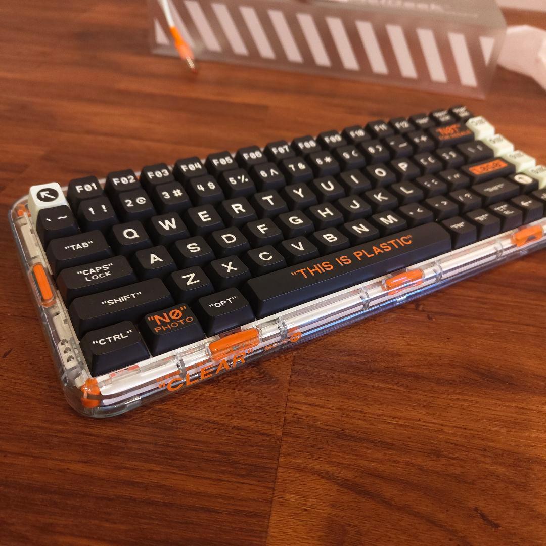 MelGeek Mojo84 カイルボックスプラスチック軸