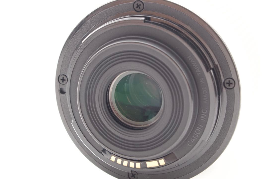 キャノン　EOS Kiss X7 ホワイト　最軽量　美品　100D STMレンズ