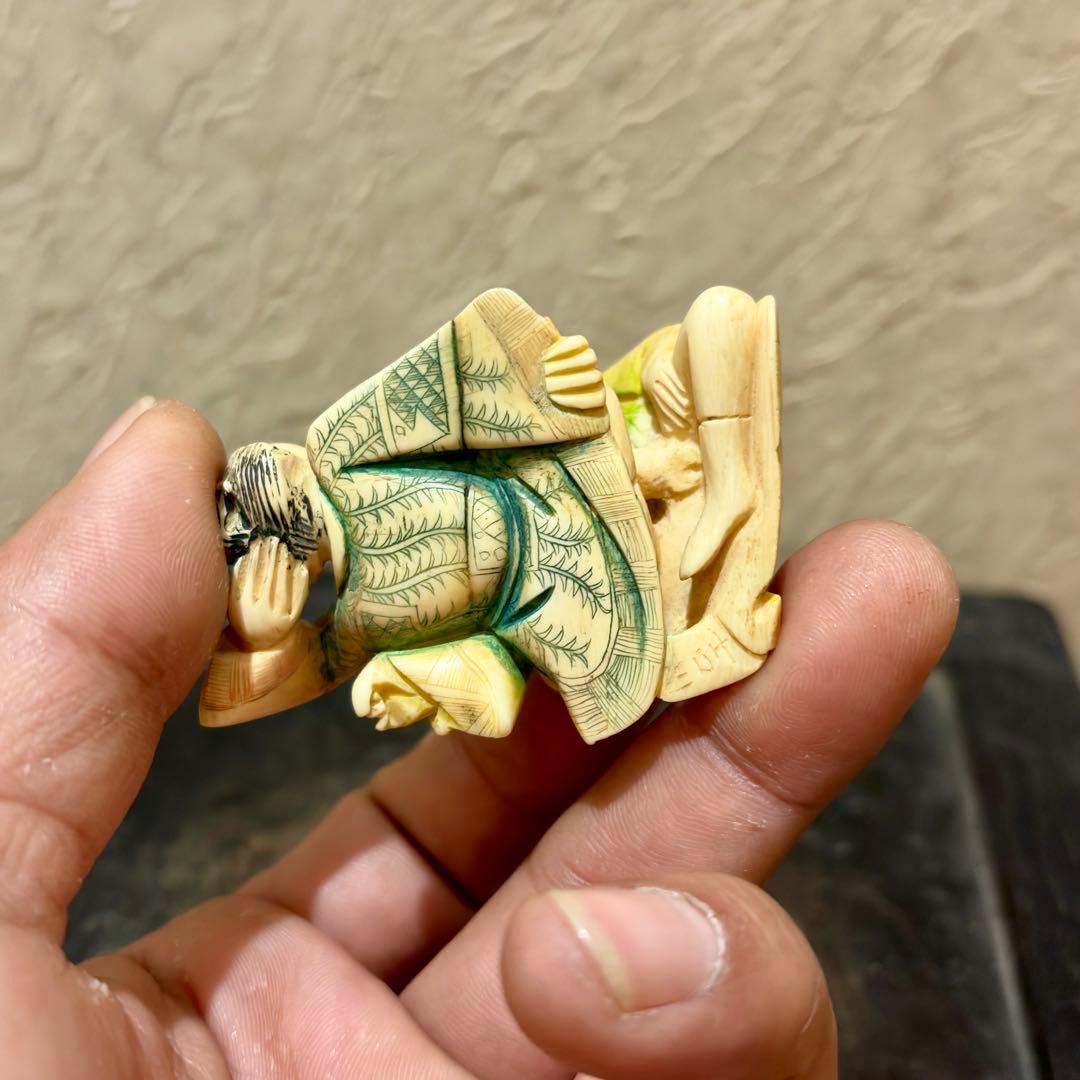 根付　春画　時代物　天然素材　アンティーク　骨董　古美術　レトロ　盆栽　真柏　松