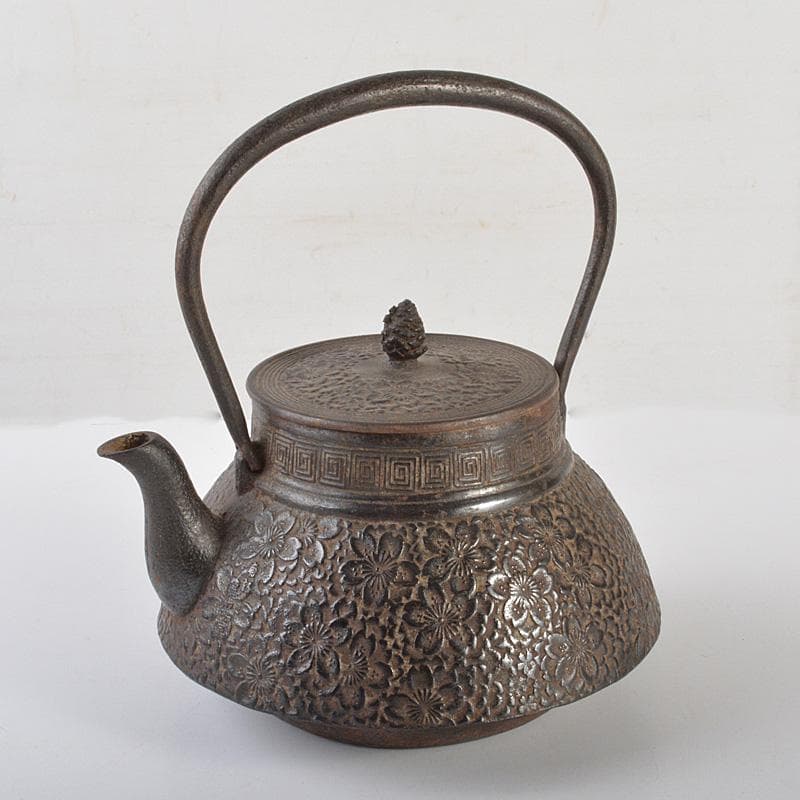 南部鉄器　桜文　鉄瓶　鉄釜　V　6378