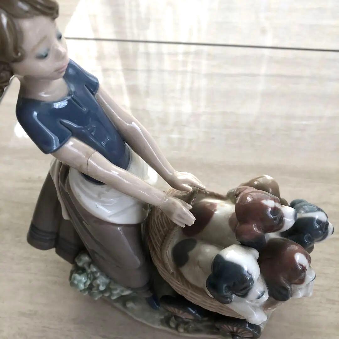 腕に修復箇所あり: LLADRO1983年ヴィンテージリヤドロ　犬と少女No.9