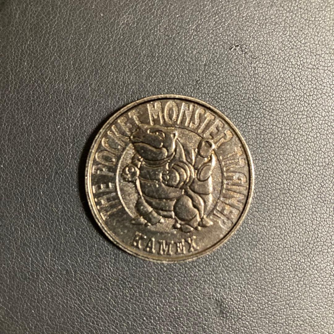 ポケモン　カメックス　黒色