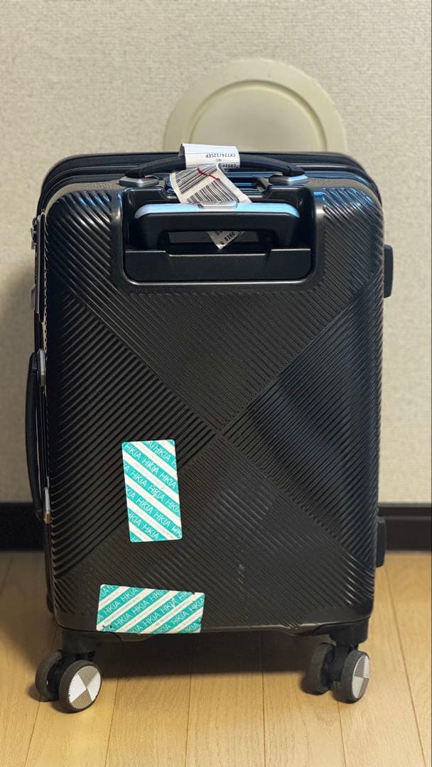 Samsonite Volant Spinner 機内持ち込みサイズの荷物