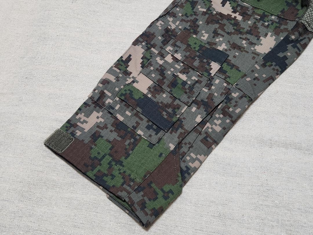 【新品】韓国軍　大韓民国陸軍　戦闘服　コンバットシャツ　TYR　私物品