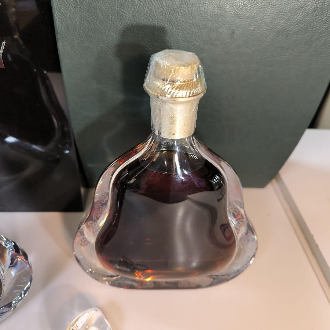 豪華ヘネシーリシャール旧型、新型２本セット(訳あり)