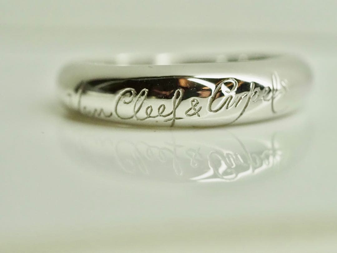 ヴァンクリーフ&アーペル　18ktWG アンフィニシニアチュールリング　15号