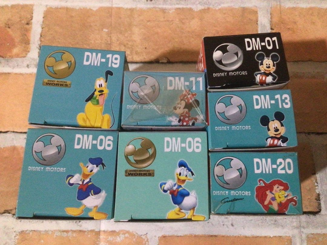 トミカ★ディズニーモータース★アニバーサリーコレクション★28台★ケース付き