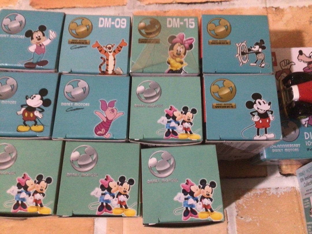 トミカ★ディズニーモータース★アニバーサリーコレクション★28台★ケース付き