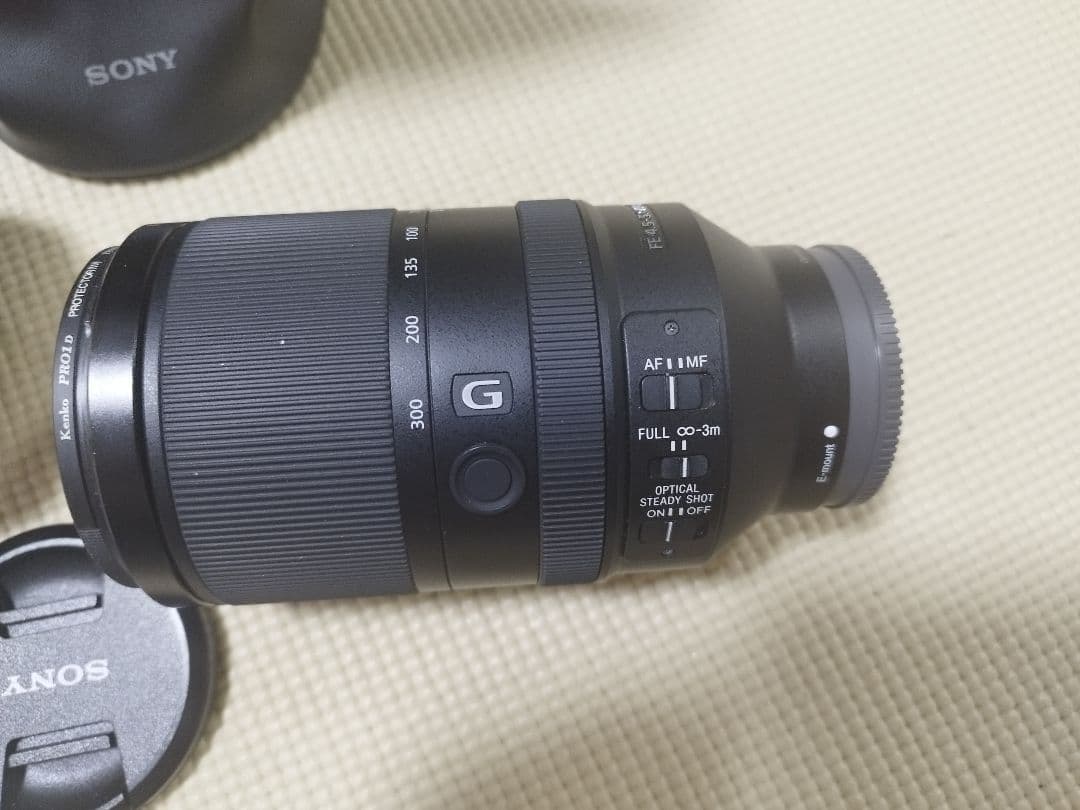 SONY SEL70300G純正レンズ 付属品あり