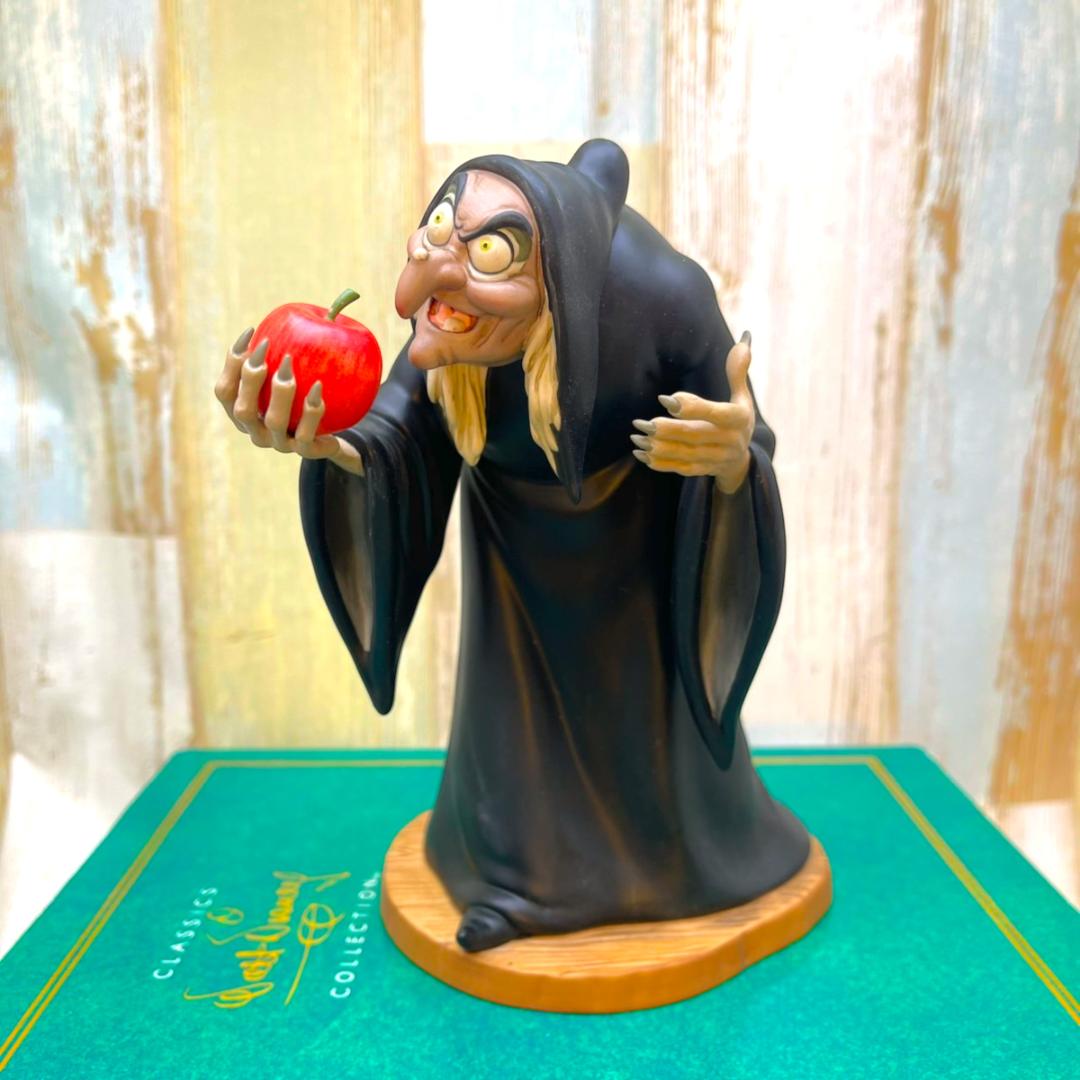 WDCC 白雪姫 女王 魔女 Witch ヴィランズ VILLAINS 毒林檎