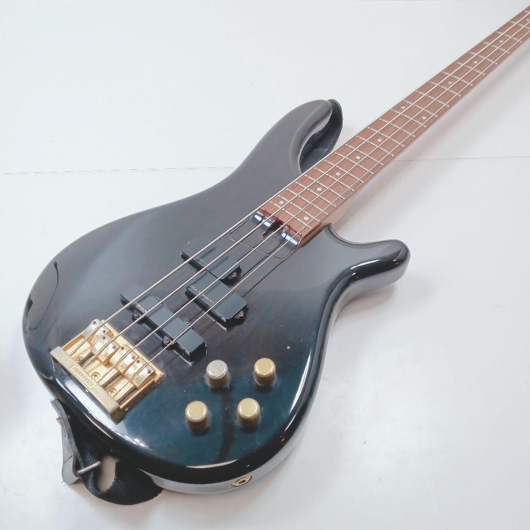 P493 フェルナンデス ベース