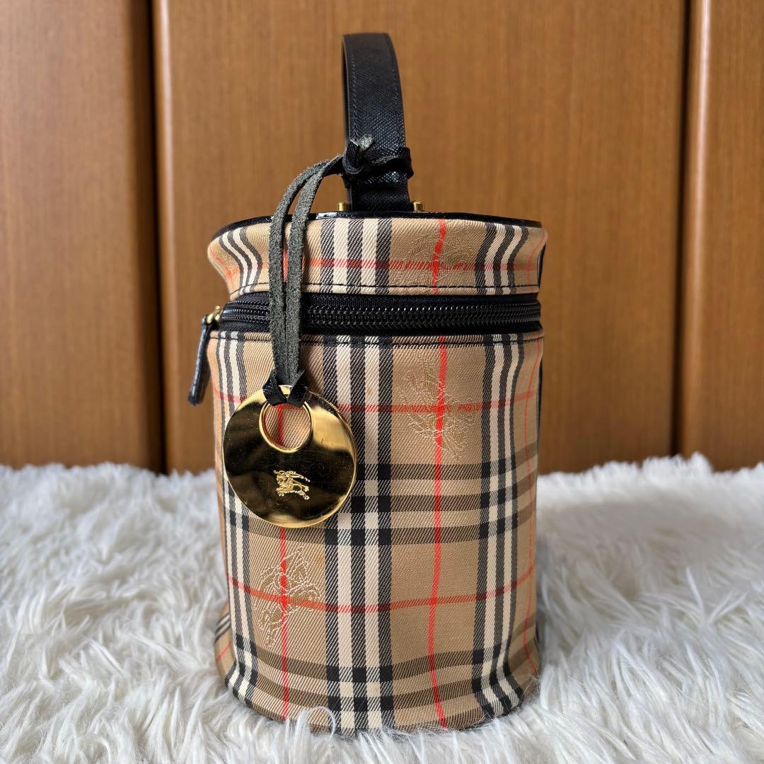 ✨️美品 バーバリー バニティ ポーチ ノバチェック シャドーホース ロゴ