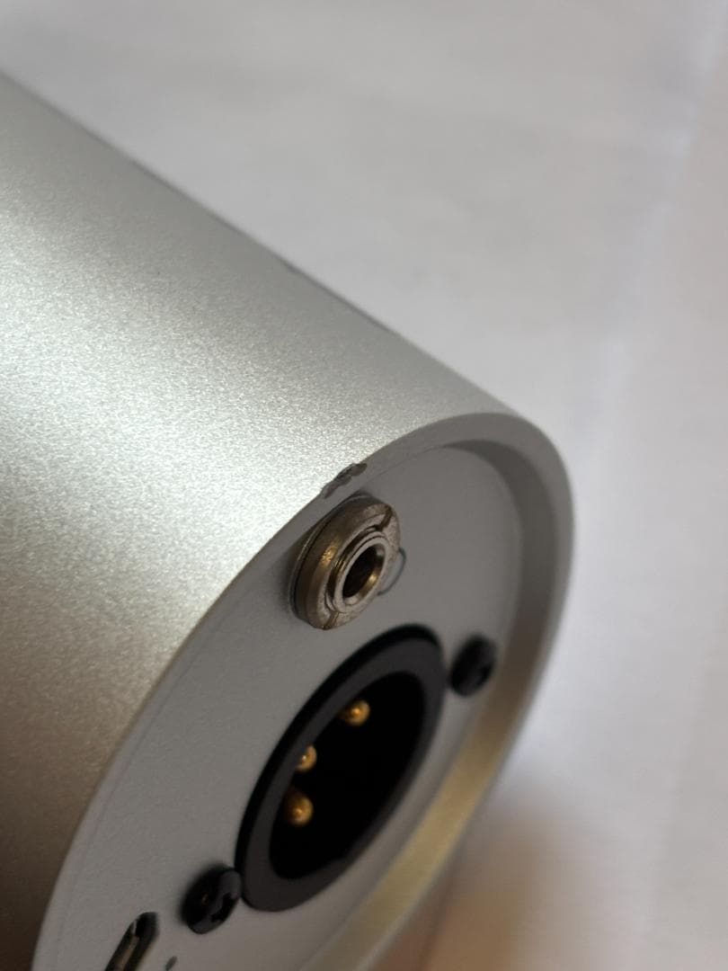 【匿名配送】 SHURE シュア MV7 ポッドキャストマイクロホン MV7-S