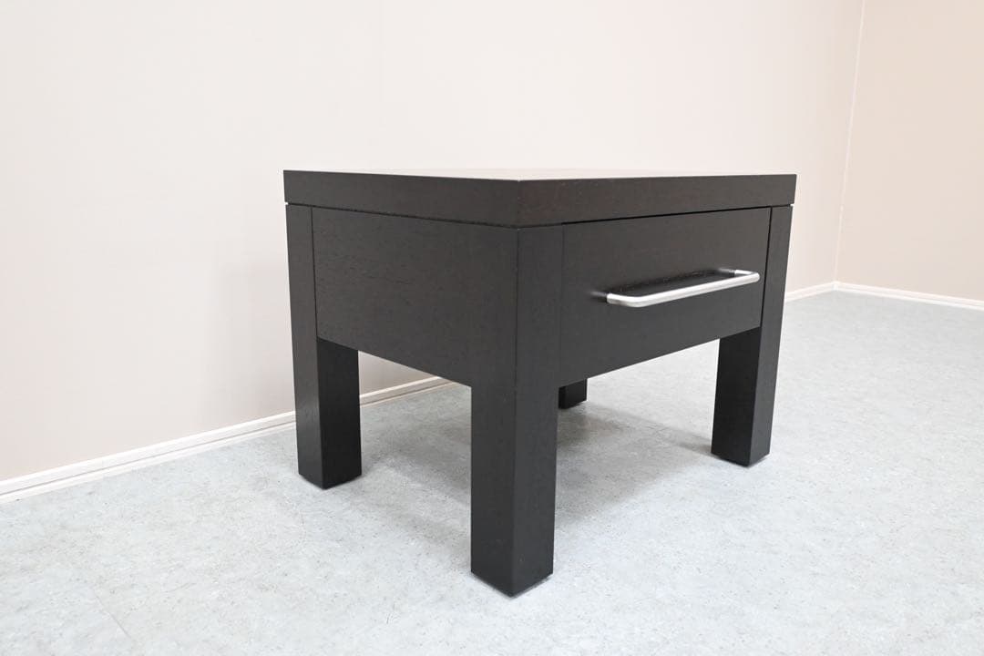 Cassina カッシーナ カトリーヌ・メミ ウィークエンド ナイトテーブル ②