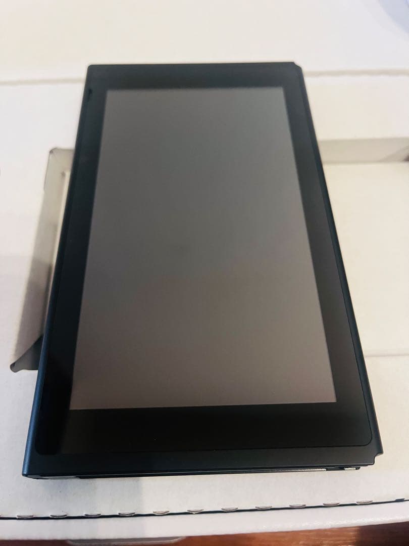 美品Nintendo Switch本体+ スーパーマリオ2本