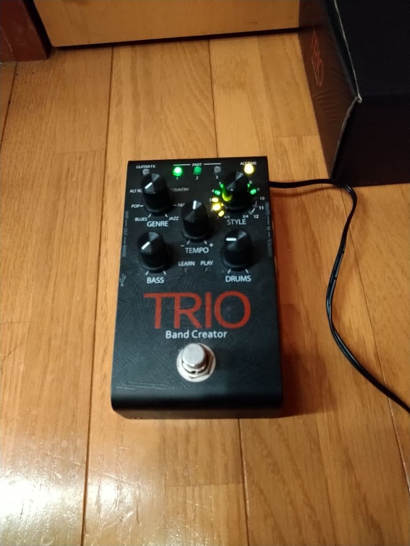 TRIO Band Creator ギターエフェクター