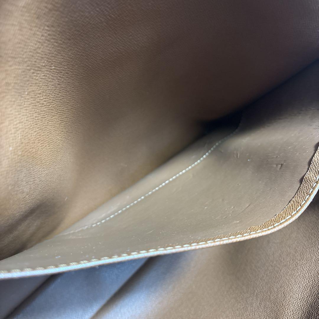 LOUIS VUITTON ポルトドキュマン ヴォワヤージュ モノグラム