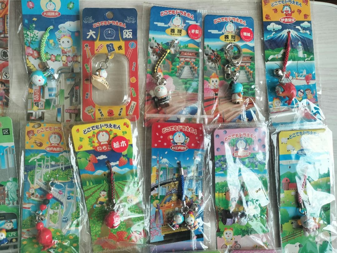 どこでもドラえもん 根づけ 42種 セット キーホルダー ストラップ ご当地
