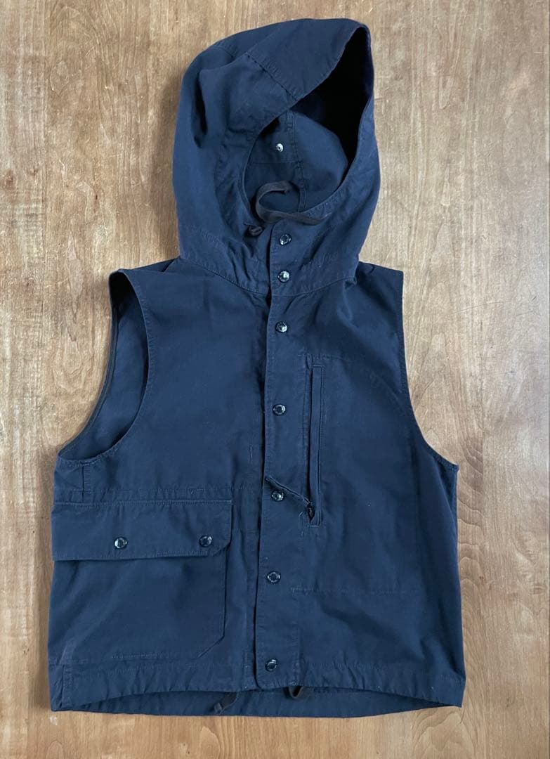 エンジニアードガーメンツ　フィールドベスト　Sサイズ