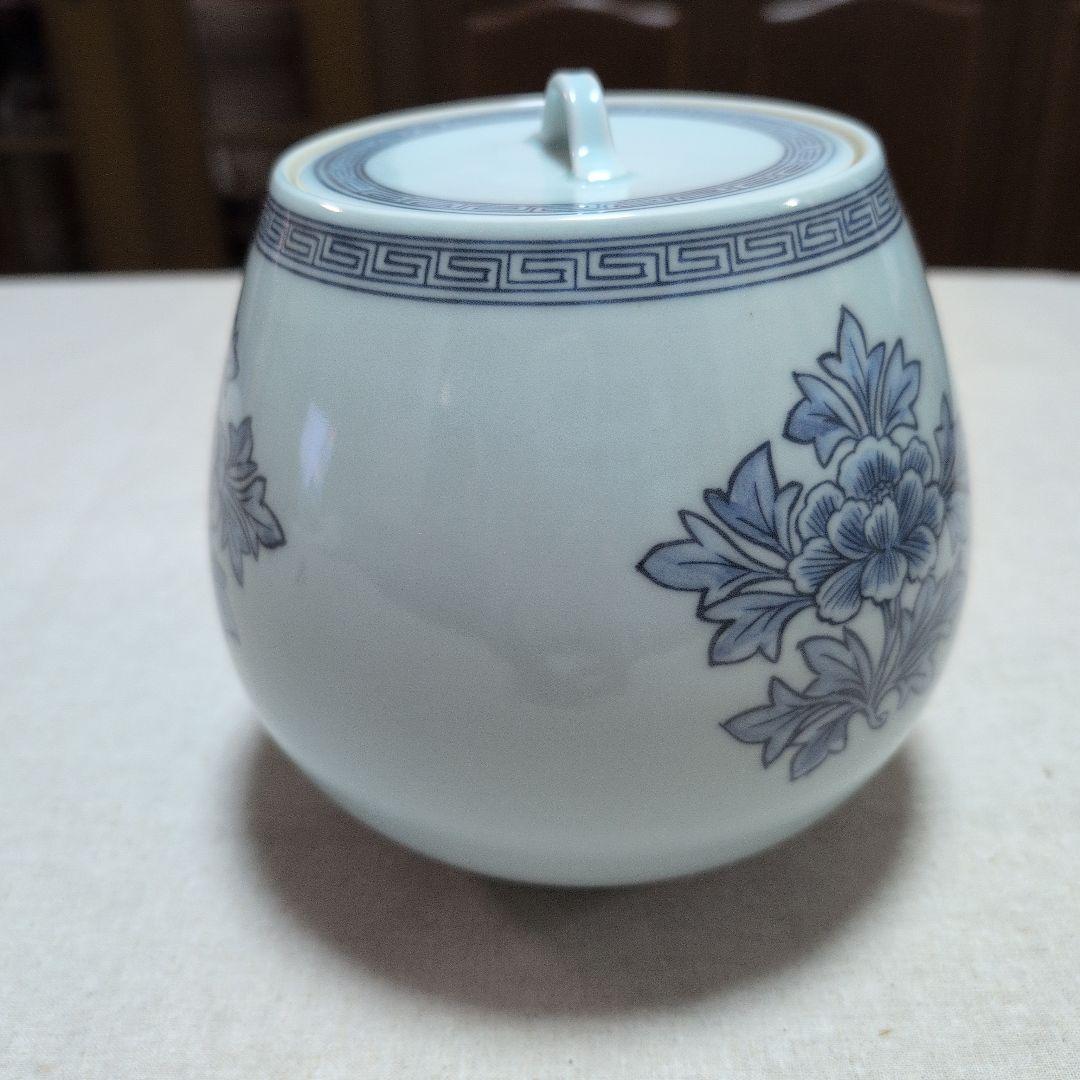 茶道具　水指　古仙窯　染付牡丹紋　桐箱入