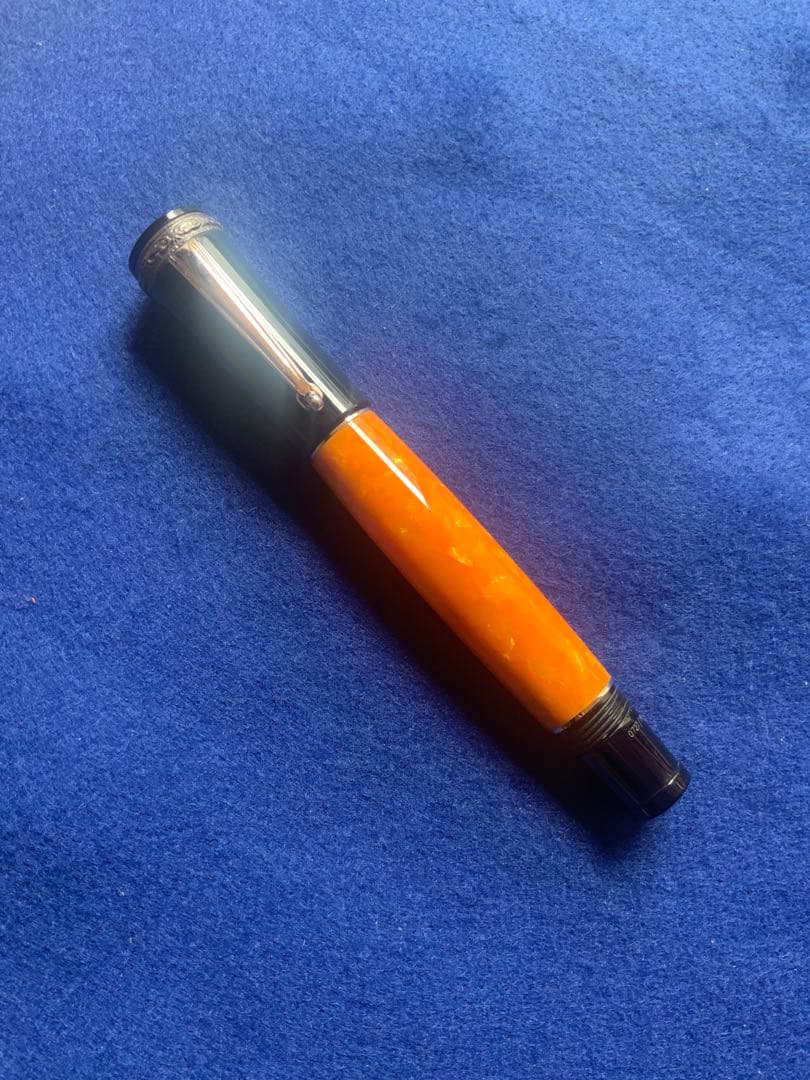 デルタ20周年記念　ドルチェビータ万年筆　カートリッジ式