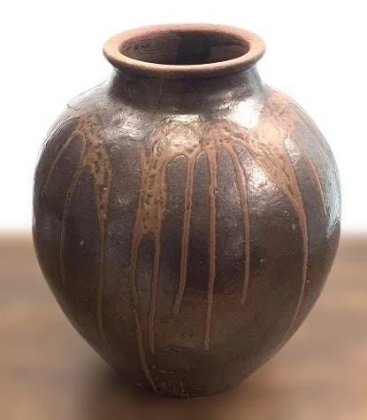 小振りで釉薬の美しい唐津焼の壷 水瓶 古民藝 古民具 甕道具