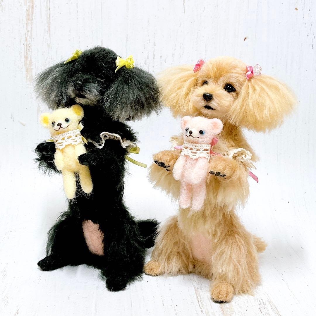 Hiroko 羊毛フェルト 犬 トイプードルちゃん