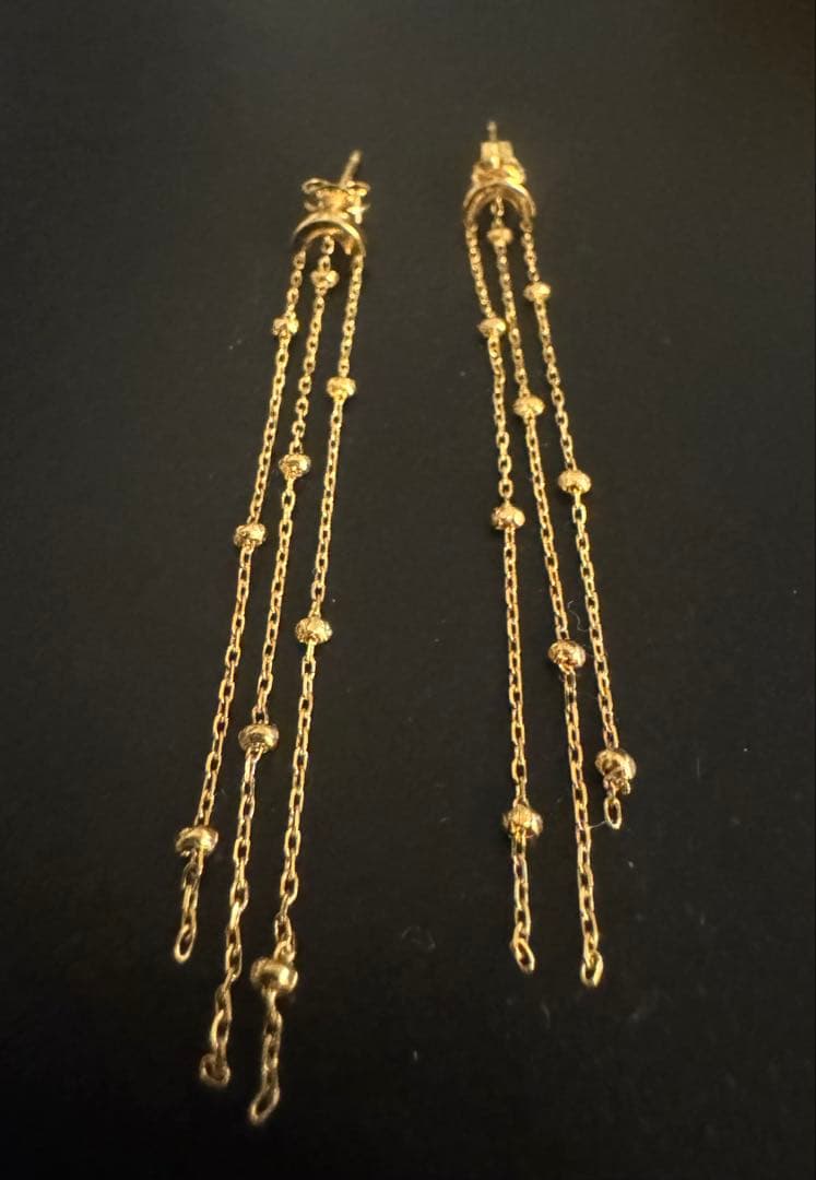 クリスマスセール！美品AHKAH ルクールプチ ピアス 18Kイエローゴールド