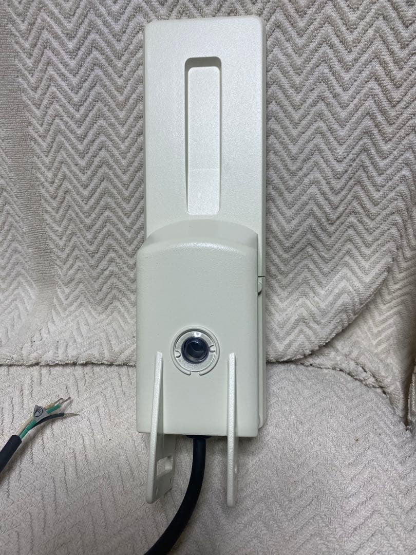 岩崎電気　LED防犯灯