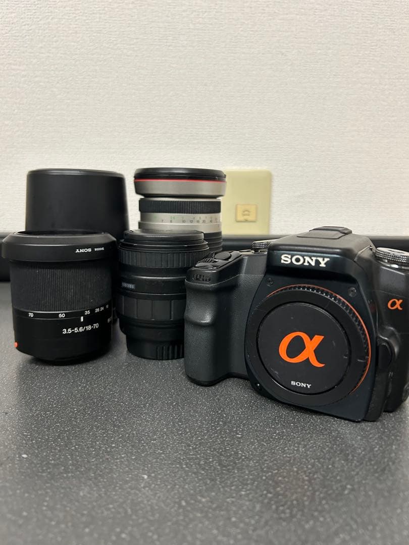 SONY α100 デジタル一眼レフカメラ　レンズ4個セット