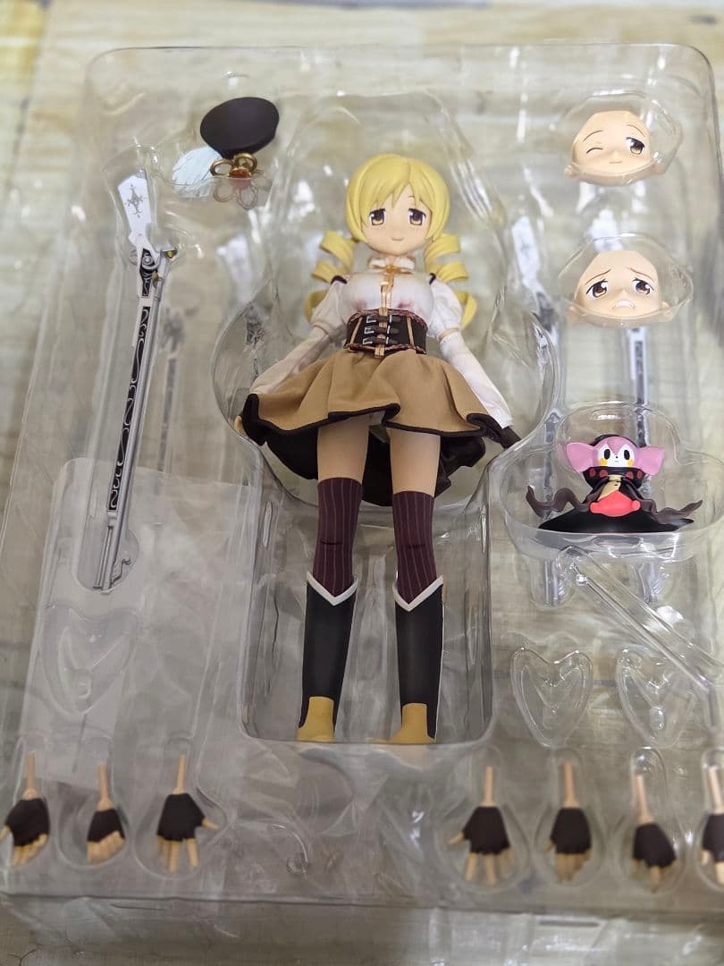 魔法少女まどか☆マギカ　巴マミ　RAH1/6