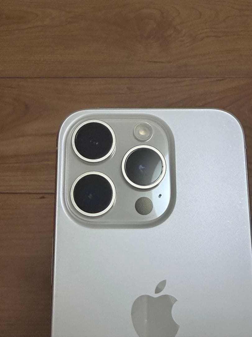 SIMフリー iPhone 15 Pro 128GB ナチュラルチタニウム