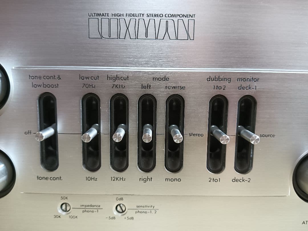 【動作品】LUXMANコントロールアンプ C-1010 ラックスマンプリアンプ